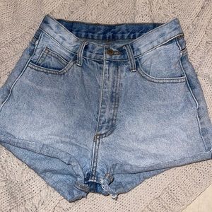 Brandy Melville shorts